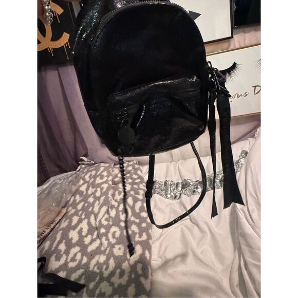 Vs victorias secret the victoria minibag backpack black gold - Picture 7 of 12